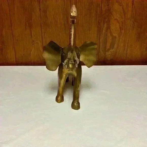 Vintage Large Brass Elephant Sculpture 1970's - Picture 2 of 11